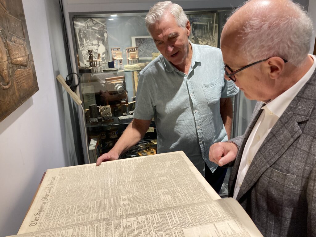 One hundred key books on Australian printing history